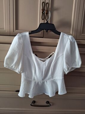 Altar'd State White Puff-Sleeve Crop Top Size XS